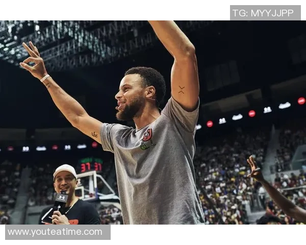 凤凰重生与科罗拉多的激烈对决展现篮球魅力与团队精神的巅峰之战