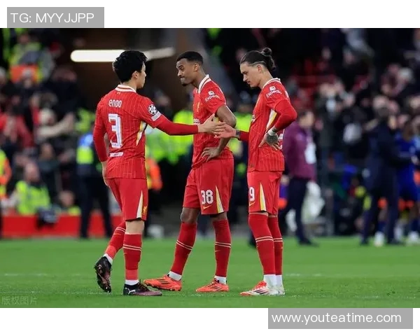 利物浦与埃弗顿足总杯精彩对决全场录像回放与精彩瞬间解析 利物浦与埃弗顿足总杯精彩对决全场录像回放与精彩瞬间解析