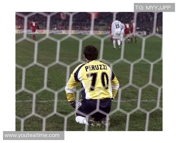 库尔图瓦:从守门员到传奇的足球之路与无畏精神的传承 库尔图瓦:从守门员到传奇的足球之路与无畏精神的传承