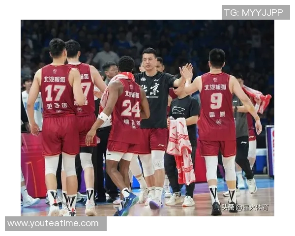 西班牙男篮与黑山男篮激战正酣谁将赢得这场精彩对决 西班牙男篮与黑山男篮激战正酣谁将赢得这场精彩对决